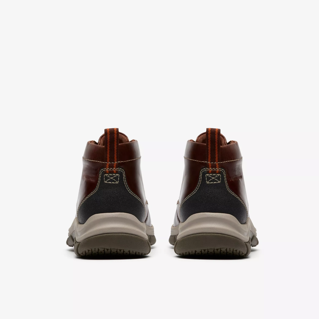 PrimeEdge Chukka Boots